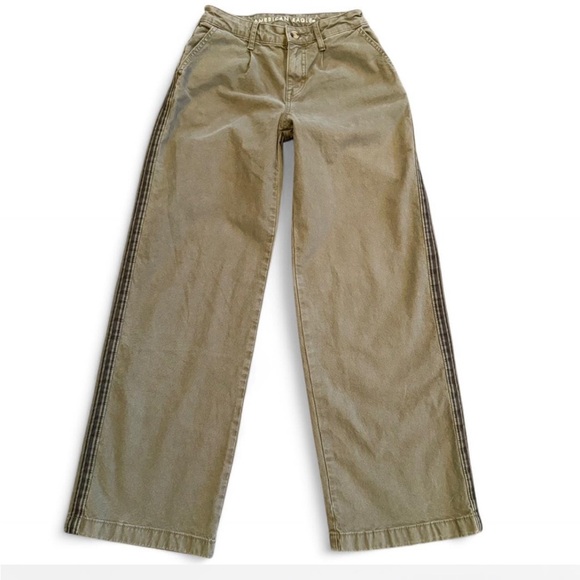 American Eagle Baggy Wide Leg Army Green Jeans
size 000. - Picture 1 of 6